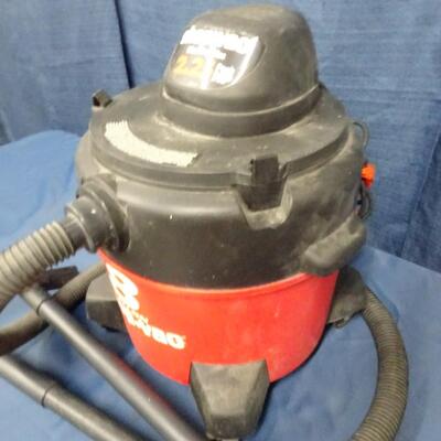 LOT 207    2.25 HP SHOP VAC