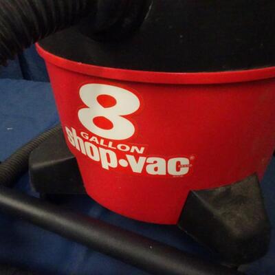 LOT 207    2.25 HP SHOP VAC
