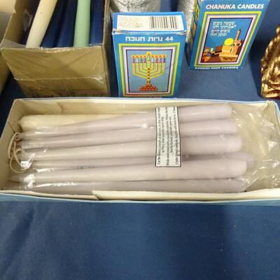 LOT 238. BOX OF MISC. CANDLES