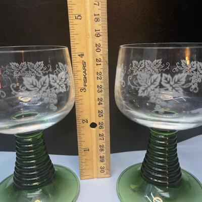 Set of 2 - Wine Glasses