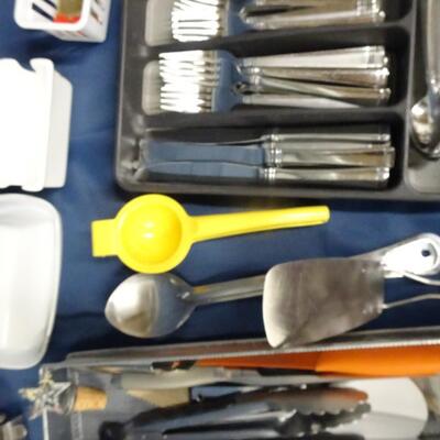 LOT 241. KITCHEN TOOLS AND FLATWARE