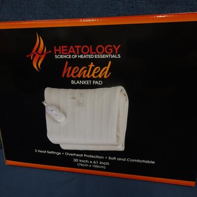 LOT 247  GO FAN, CLOCK AND HEATOLOGY BLANKET PAD
