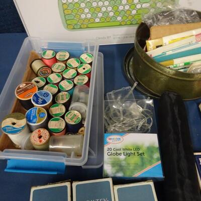 LOT 255.   VARIETY OF ITEMS