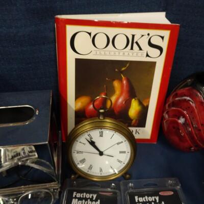 LOT 255.   VARIETY OF ITEMS