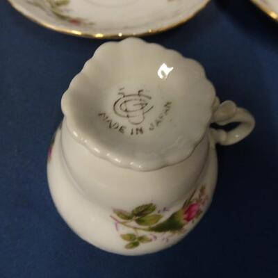 LOT 259  TEA SET