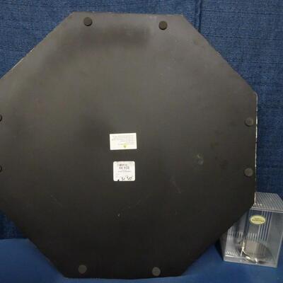LOT 260. TRAY AND HOME DECOR
