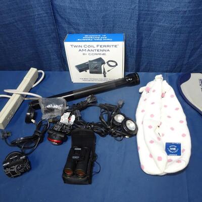LOT 261. RACQUET BALL RACQUET, LIGHTS, POWER STRIP AND ANTENNA
