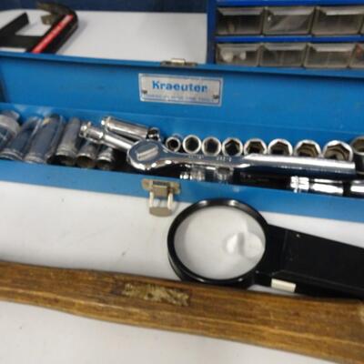 LOT 264. TOOLS