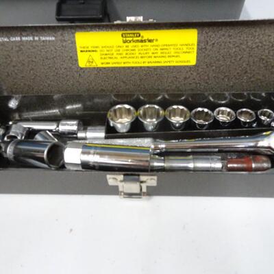 LOT 265. TOOL BOX AND TOOLS