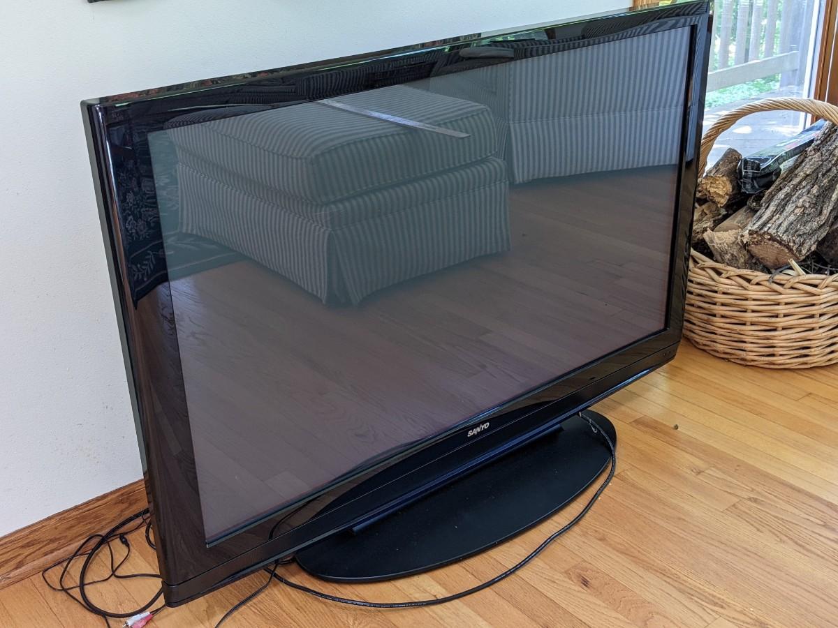Sanyo DP50740 Plasma TV, 50"
