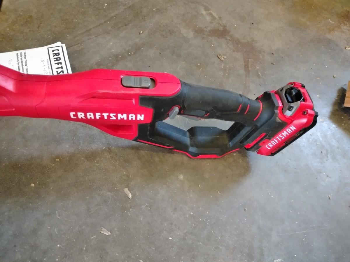 LOT 836 CRAFTSMAN BATTERY OPERATED WEED EATER