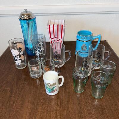 Lot 44 Vintage Diner / Kitchen Glassware Character Glasses Magilla Gorilla, Straw Canister Coca Cola