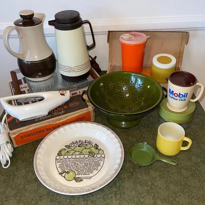 Lot 49 Vintage Kitchen Coffee Servers, Salton Warming Tray Hamilton Beach Electric Knife + More