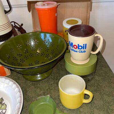 Lot 49 Vintage Kitchen Coffee Servers, Salton Warming Tray Hamilton Beach Electric Knife + More