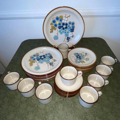 Lot 56 Vintage Crestone Dinnerware by International China Stoneware "Berry Blue" Cups & Plates