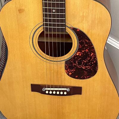 Lot 104 Vintage Alvarez Regent Guitar Model 5212 w/Carry Case Acoustic 6 Strings