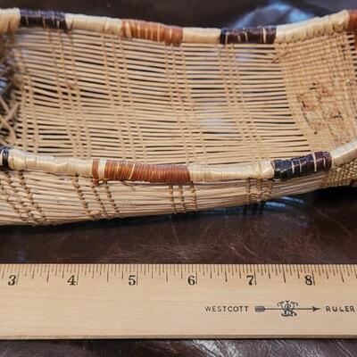 Lot 125: Vintage Native American Papoose Basket
