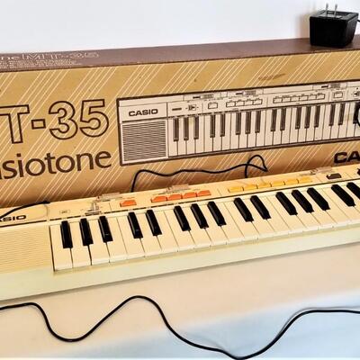 Lot #15  Casiotone Electronic Keyboard in original box - WORKS