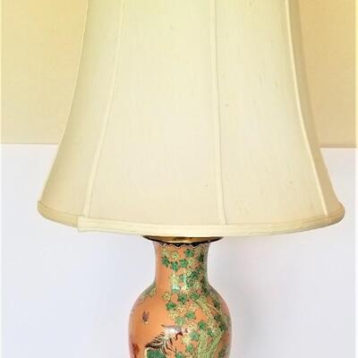 Lot #17 Vintage Ceramic Table Lamp - Asian Motif - works