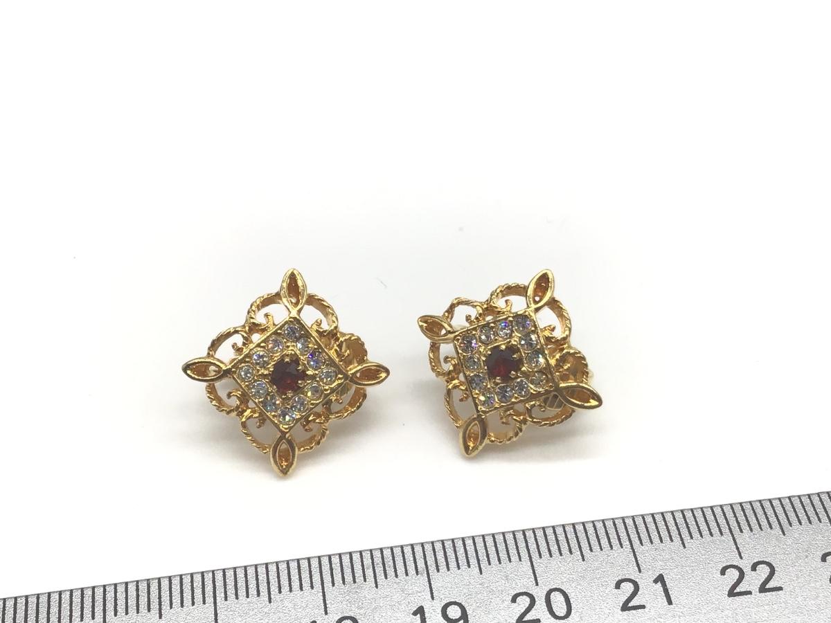 Beautiful Clip on Earrings