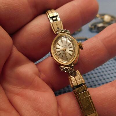 Ladies Vintage Wristwatch Lot