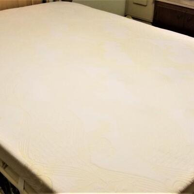 Lot #27 French Country Style Double/Full Bed with Mattress Set