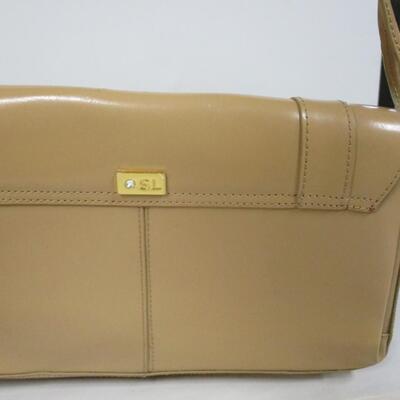 Susan Lucci Handbags With A Pair Of Shoes - T