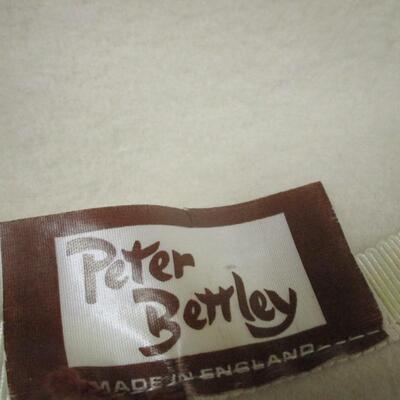 Women's Hats - Liz Claiborne - Peter Bettley - Toucan - Gerorgi