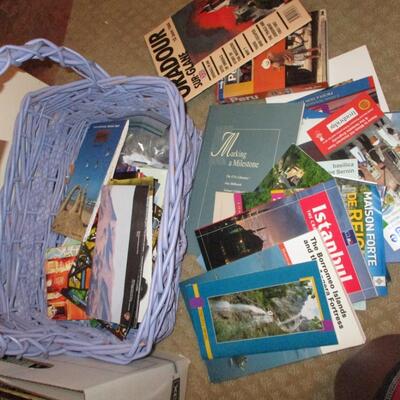 Basket w/Brochures & Maps