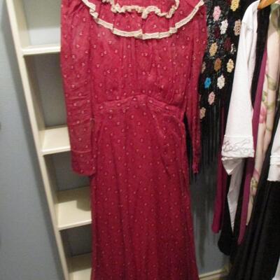 Ladie's Clothing