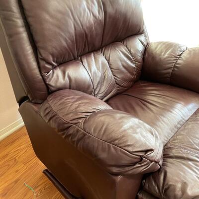 Lot 113 Vintage Leather Recliner Wine Color 41H x 38W x 36D