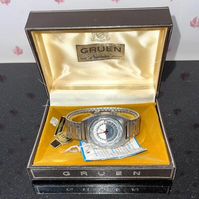 Lot 134 Vintage Mens Gruen Wrist Watch Used Scratched Crystal