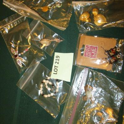 Costume Jewelry/Vintage Shoe Buckle