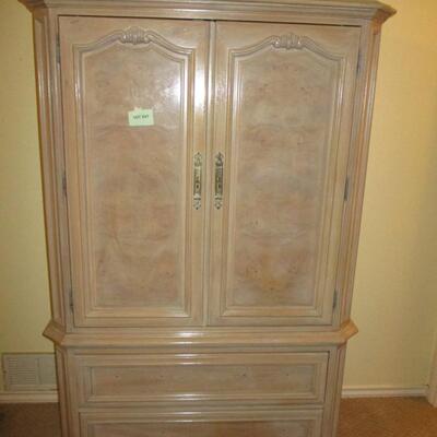 Thomasville Armoire