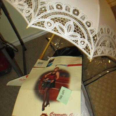 Costume/Bustier/Umbrella