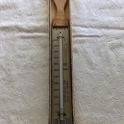 Vintage Reider Thermometer