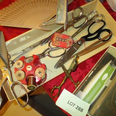 Scissors