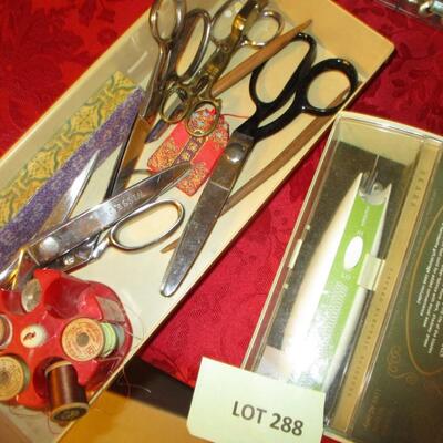 Scissors