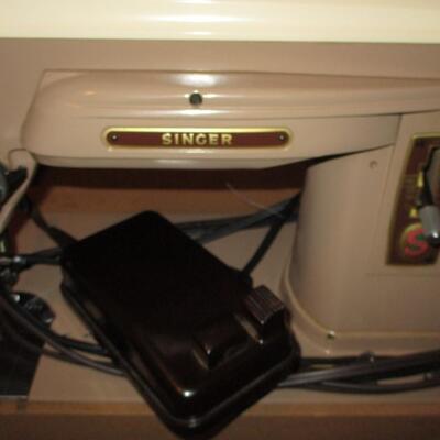 Singer Sewing Machine