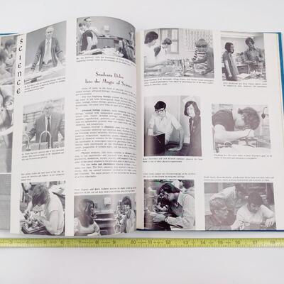 SHAWNEE HEIGHTS HIGH SCHOOL YEARBOOK (1973)