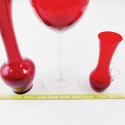 RADIANT RED VASE WINE GLASS LOT