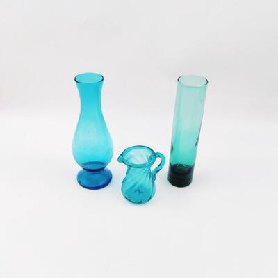 COOL BLUE VASE PITCHER LOT