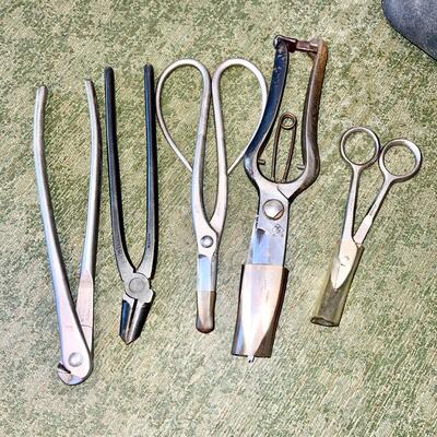 LOT 141  JAPANESE BONSAI GARDENING TOOLS MASAKUNI SET OF 5 PLUS OTHER TOP BRANDS