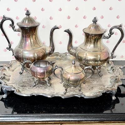 LOT 144  VINTAGE SHEFFIELD ENGLISH SILVER PLATE TEA/COFFEE SERVICE