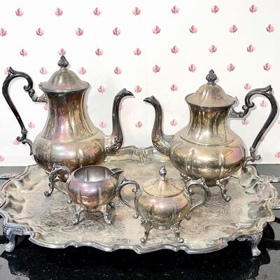 LOT 144  VINTAGE SHEFFIELD ENGLISH SILVER PLATE TEA/COFFEE SERVICE