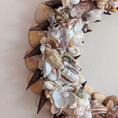 Incredible Shell Wreath, Stunning Craftsmanship!