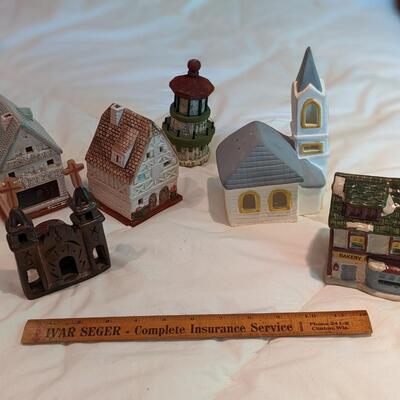 4 Pictures of Dept 56, et al Christmas Decor Scenes