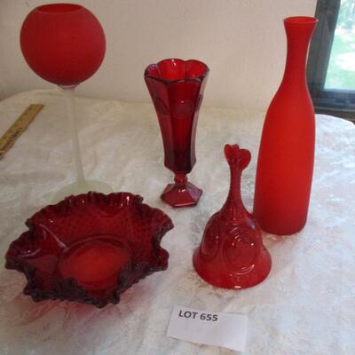 Fenton Candy Dish/Fostoria Vase