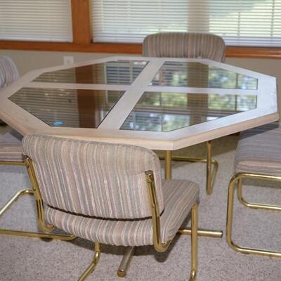 OAK WITH LIGHT STAIN OF WHITE /GLASS INSETS/ FOUR CHAIRS DINETTE TABLE OR SUNROOM TABLE.