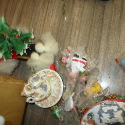 Musical Box, ornaments